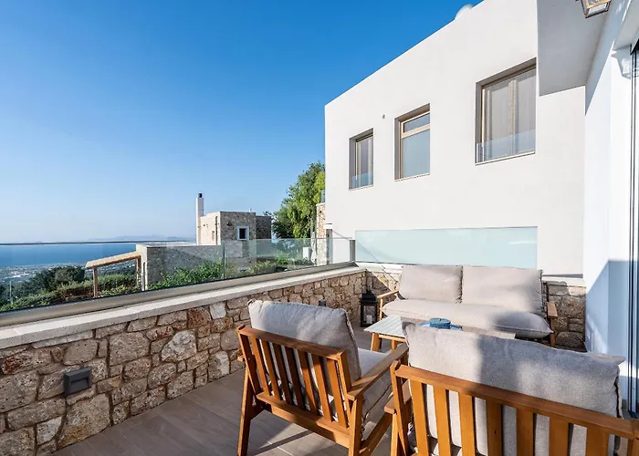 Archangel's Nest - Hug Apartment *